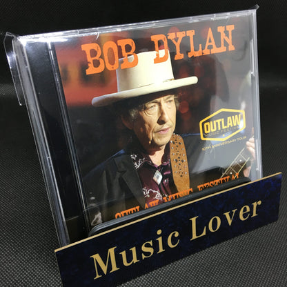 BOB DYLAN / OUTLAW MUSIC FESTIVAL EAST TROY 2025 + FARM AID 2025 HD Pro-shot (1CDR+1BDR)