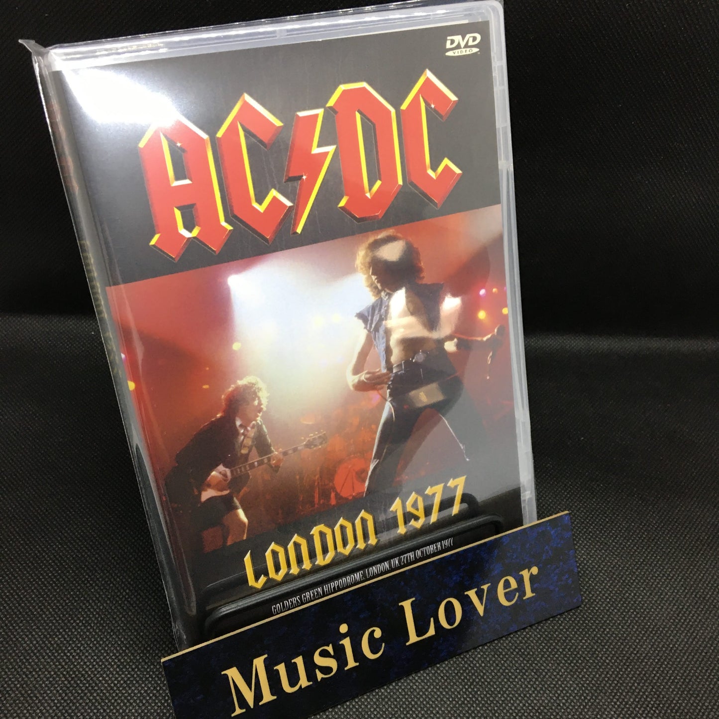 AC/DC / LONDON 1977 RESTORED EDITION PRO SHOT (1DVDR)